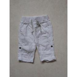 (Q22) SALE! Wit broekje