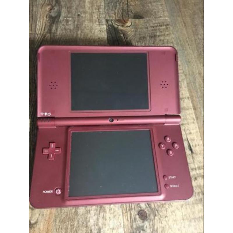 Nintendo dsi xl met extras