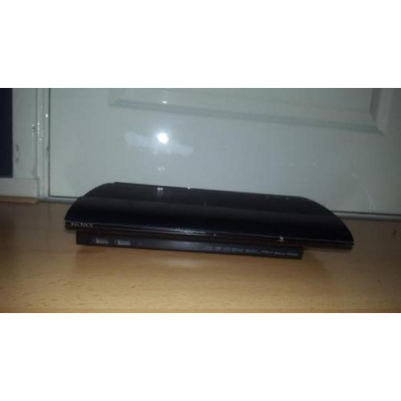 Ps3 slim met controller 500gb en 7 spelen