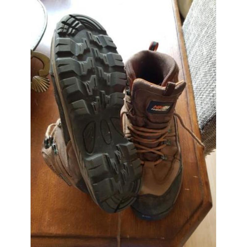 Wandelschoenen 42