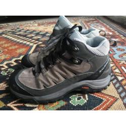 Salomono tracking- en wandelschoenen (maat 38, valt als 36!)