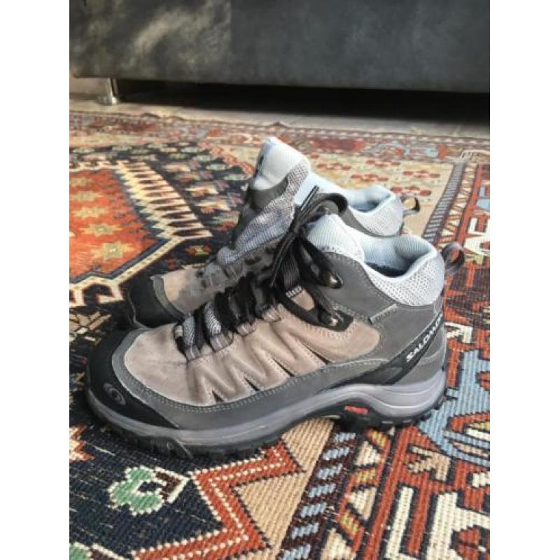 Salomono tracking- en wandelschoenen (maat 38, valt als 36!)
