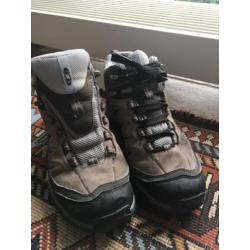 Salomono tracking- en wandelschoenen (maat 38, valt als 36!)