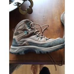 Wandelschoenen 42